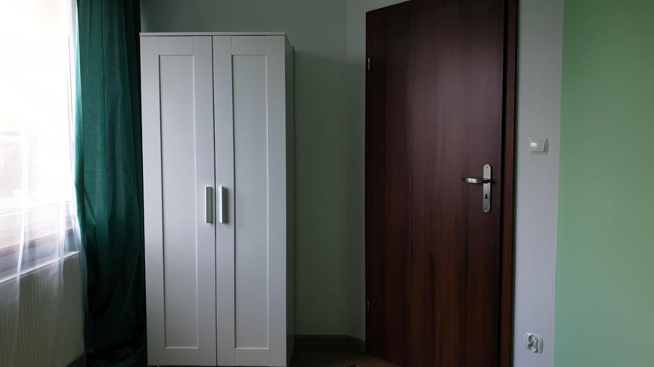 Tanie Spanie Miedzylesie  Bagian luar foto